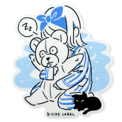 Chica Pijama, Oso Abrazable y Gato ✦ Etiqueta B-Side